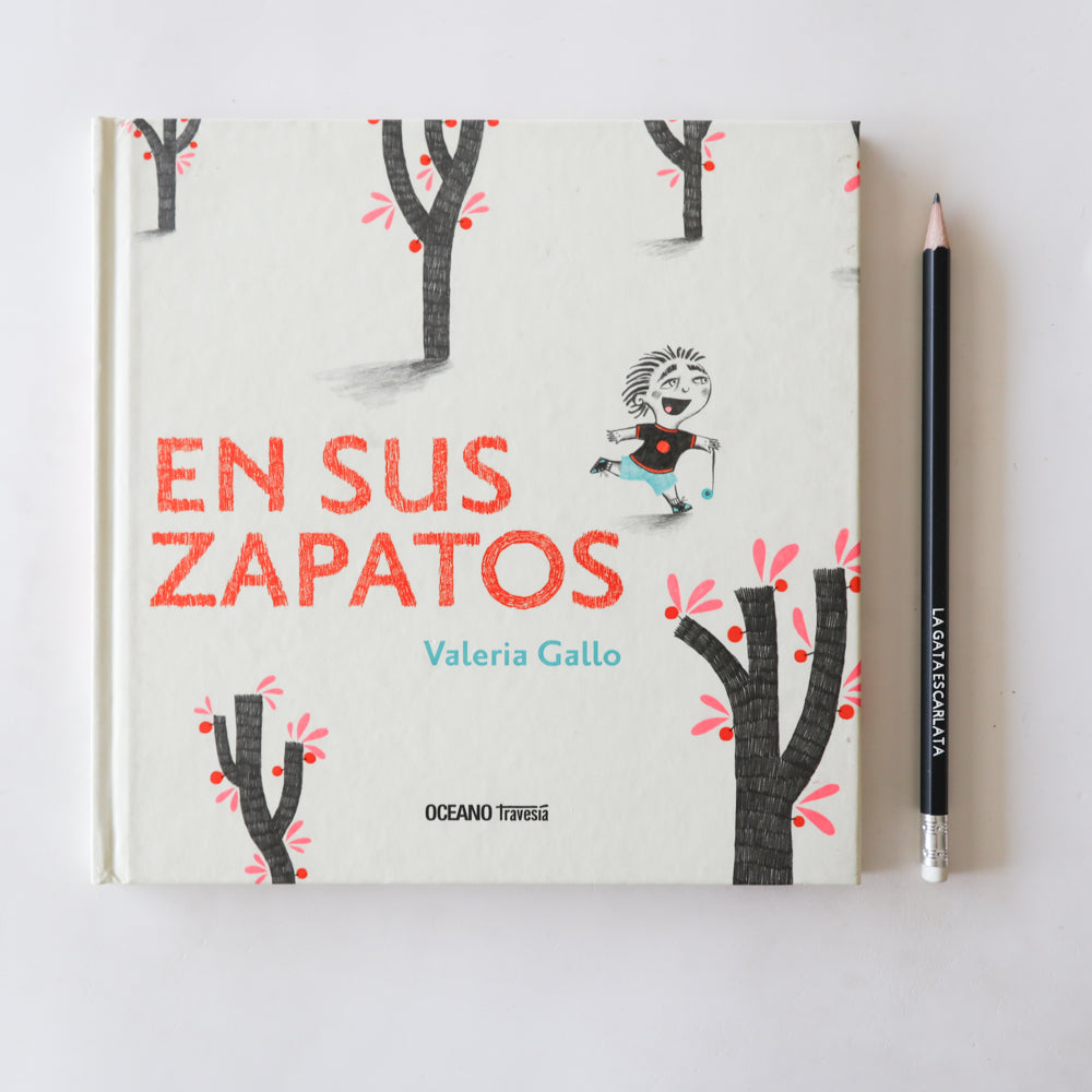 En sus zapatos – La Gata Escarlata - Main Image