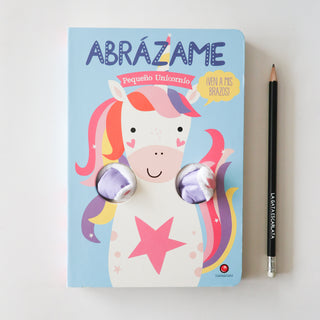 Abrázame - Pequeño unicornio