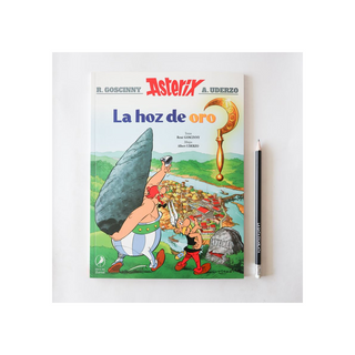 Portada del libro Asterix 02 - La hoz de oro