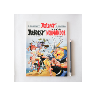 Portada del libro Asterix 09 - Asterix y los normandos