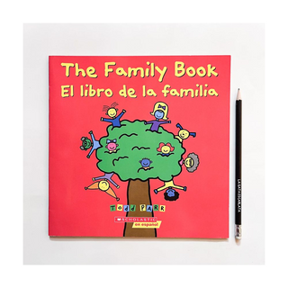 Portada del libro Bilingue: the family book / el libro de la familia (Inglés)